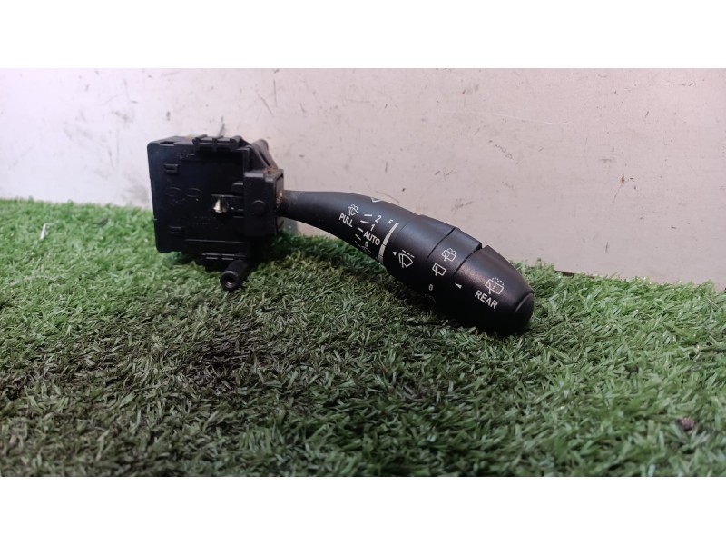 Recambio de mando limpia para kia cee´d emotion referencia OEM IAM 3693PA 3693PA 934201H300