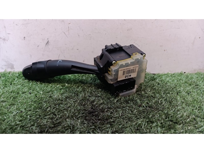 Recambio de mando limpia para kia cee´d emotion referencia OEM IAM 3693PA 3693PA 934201H300