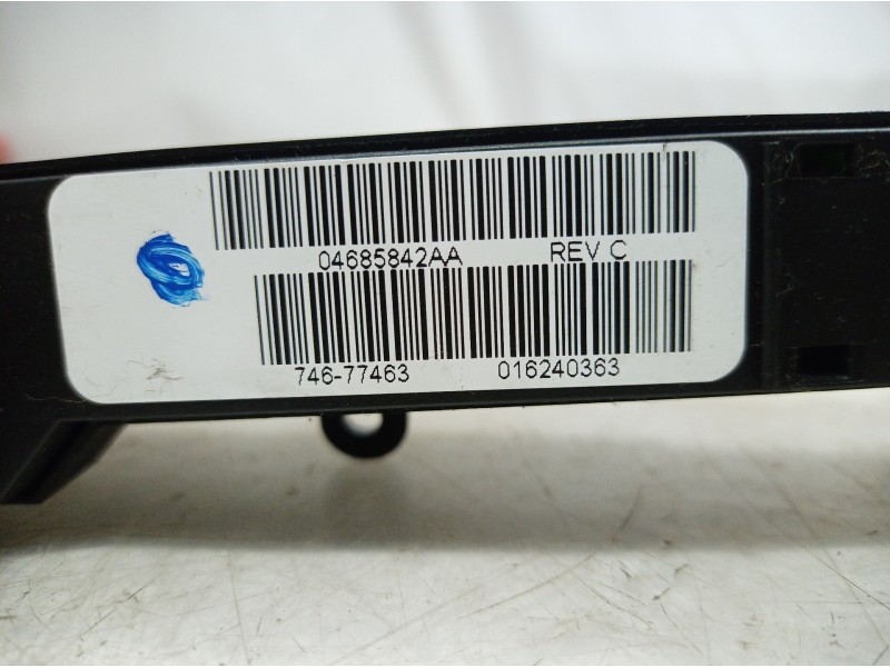 Recambio de warning para chrysler voyager (rg) 2.8 crd executive referencia OEM IAM 04685842AA 04685842AA 04685842