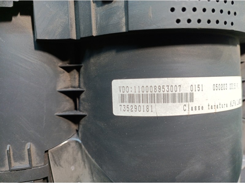 Recambio de cuadro instrumentos para alfa romeo 147 (190) 1.9 jtd cat referencia OEM IAM 110008953007 110008953007 735290181