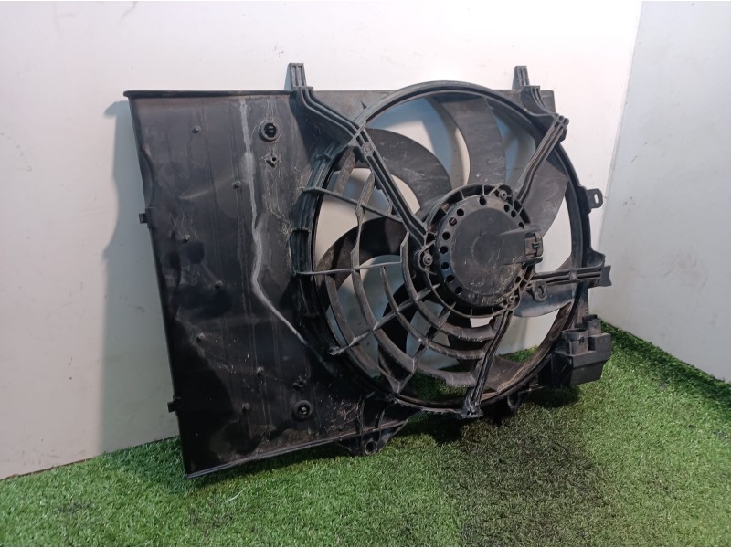 Recambio de electroventilador para peugeot 208 active referencia OEM IAM 9801666680 GMV140 T300093A