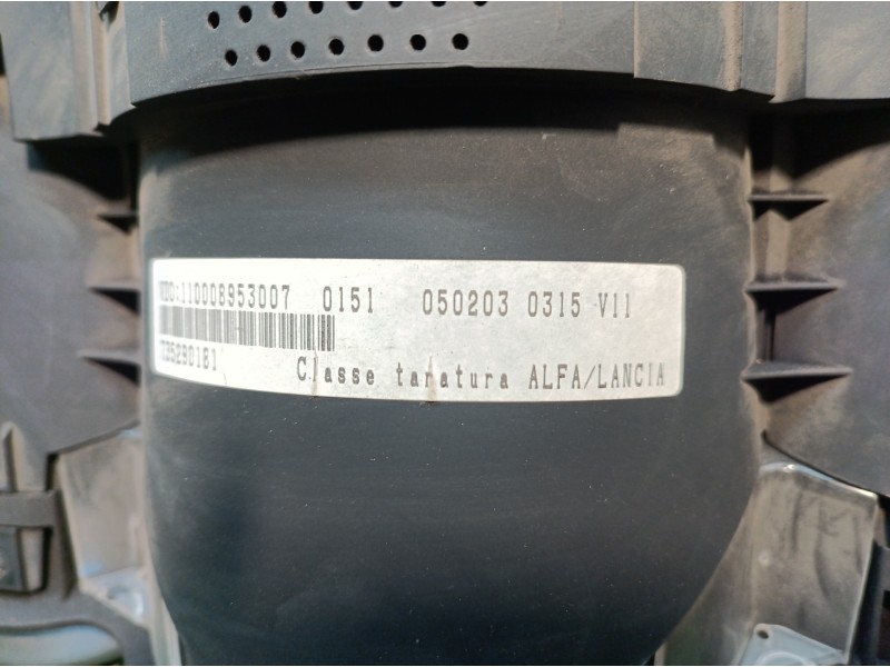 Recambio de cuadro instrumentos para alfa romeo 147 (190) 1.9 jtd cat referencia OEM IAM 110008953007 110008953007 735290181