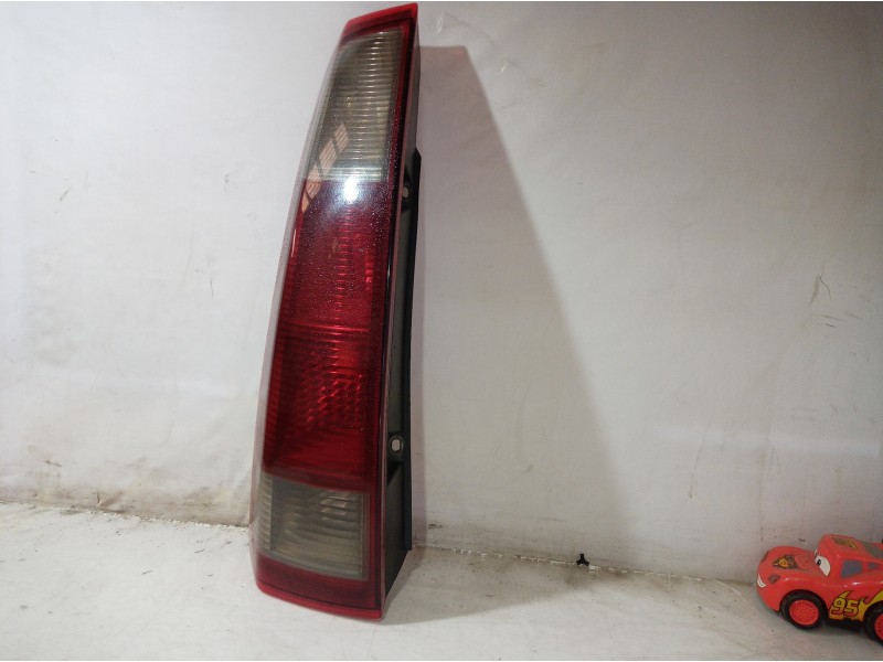 Recambio de piloto trasero izquierdo para opel meriva referencia OEM IAM 89398084 89398084 89398084