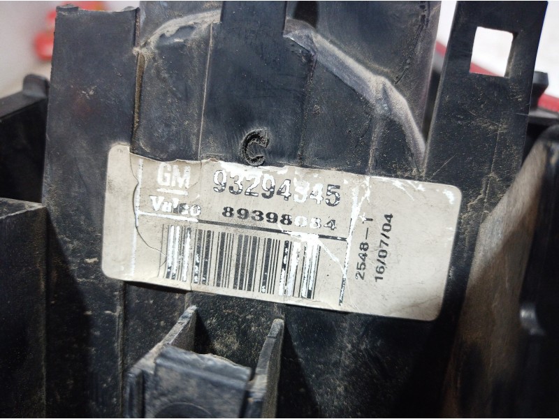 Recambio de piloto trasero izquierdo para opel meriva referencia OEM IAM 89398084 89398084 89398084