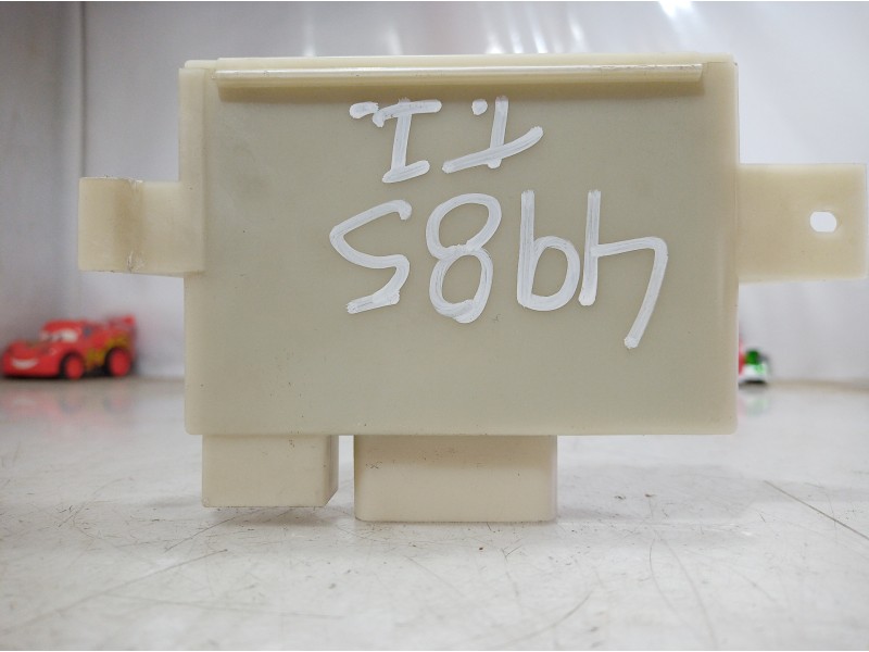 Recambio de centralita cierre para chrysler voyager (rg) 2.8 crd executive referencia OEM IAM P04686686AM P04686686AM P04686686