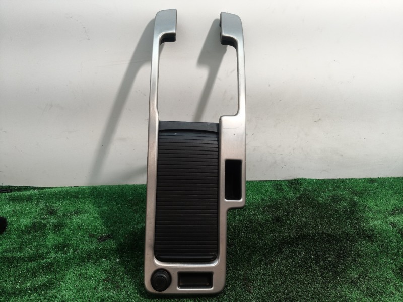 Recambio de moldura interior para volvo c30 1.6 d drive kinetic referencia OEM IAM 30755392 30755392 30755392