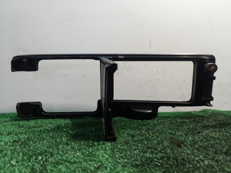 Recambio de moldura interior para volvo c30 1.6 d drive kinetic referencia OEM IAM 30755392 30755392 30755392