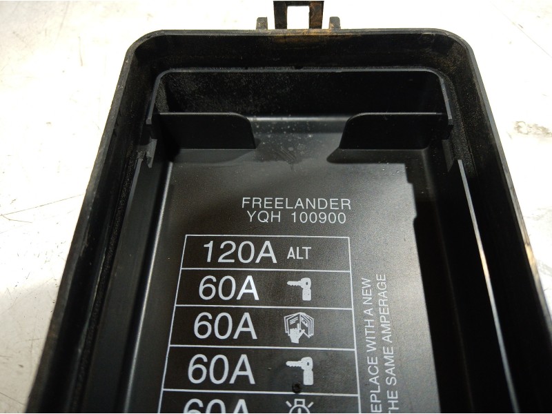 Recambio de caja reles / fusibles para renault scenic ii 1.5 dci diesel referencia OEM IAM YQH100900 YQH100900 YQH100900