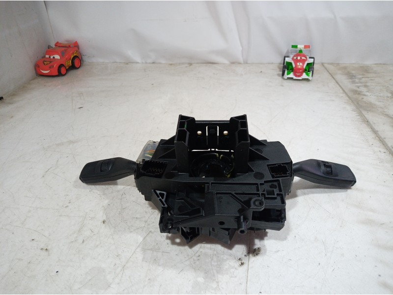 Recambio de mando multifuncion para ford focus berlina (cap) ambiente (d) referencia OEM IAM 4M5T14A664AB 4M5T14A664AB 4M5T14A66