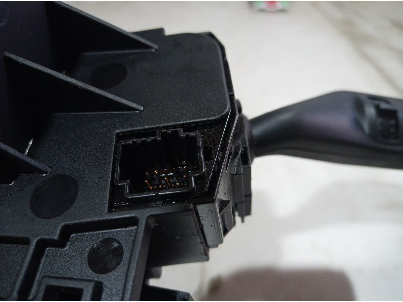 Recambio de mando multifuncion para ford focus berlina (cap) ambiente (d) referencia OEM IAM 4M5T14A664AB 4M5T14A664AB 4M5T14A66