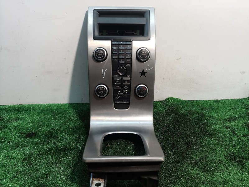 Recambio de mando climatizador para volvo c30 1.6 d drive kinetic referencia OEM IAM 30672565 30672565 30672565