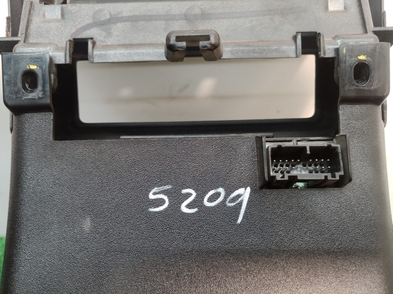 Recambio de mando climatizador para volvo c30 1.6 d drive kinetic referencia OEM IAM 30672565 30672565 30672565