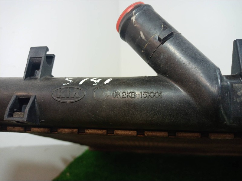 Recambio de radiador agua para kia carens 2.0 turbodiesel cat referencia OEM IAM OK2KB15XXX OK2KB15XXX OK2KB15