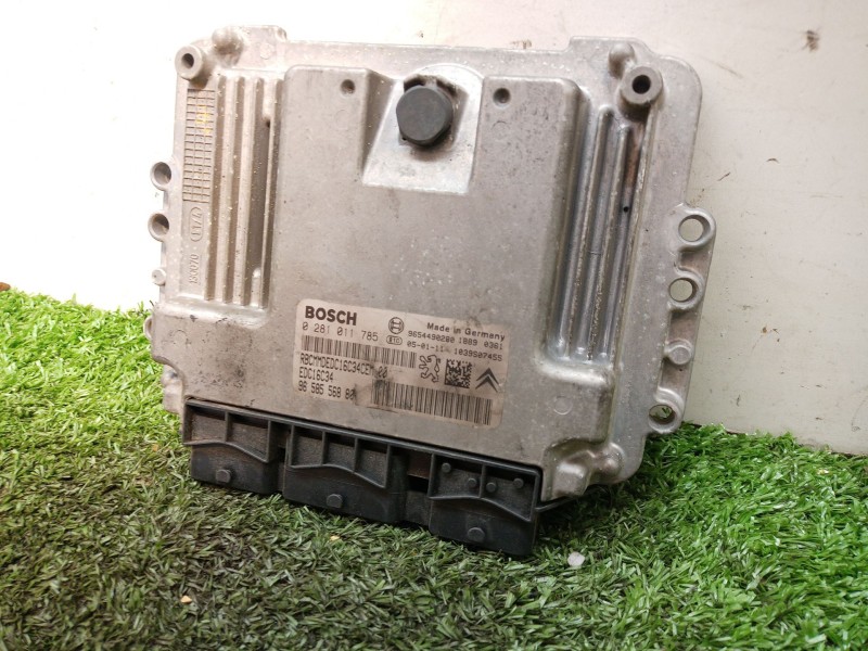 Recambio de centralita motor uce para citroën c3 1.4 hdi referencia OEM IAM 9658556880 9654490280 0281011785