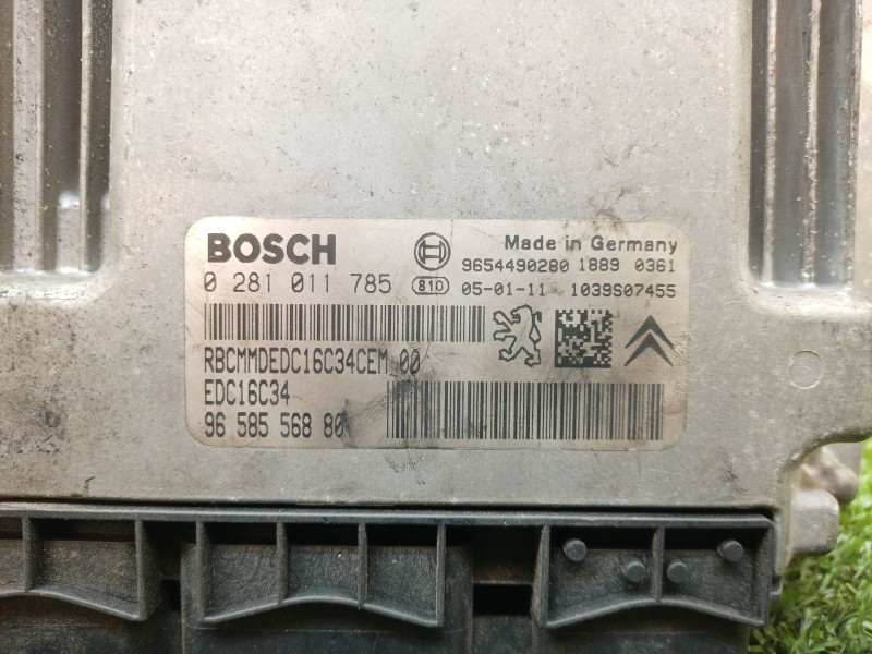 Recambio de centralita motor uce para citroën c3 1.4 hdi referencia OEM IAM 9658556880 9654490280 0281011785