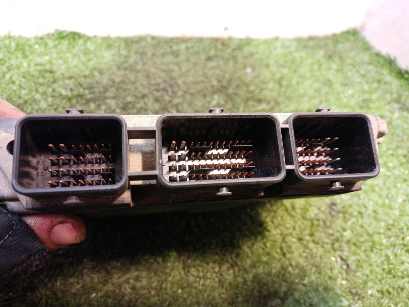 Recambio de centralita motor uce para citroën c3 1.4 hdi referencia OEM IAM 9658556880 9654490280 0281011785