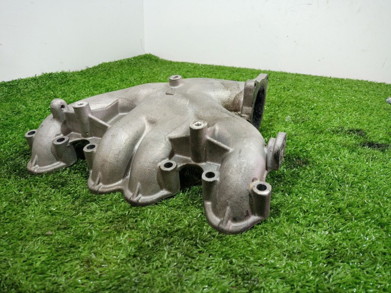 Recambio de colector admision para volkswagen golf v (1k1) 1.4 fsi referencia OEM IAM 03G129713 03G129713 03G129713