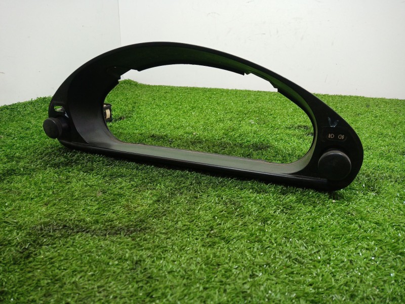 Recambio de moldura cuadro instrumentos para bmw serie 3 compacto (e36) 316i referencia OEM IAM   