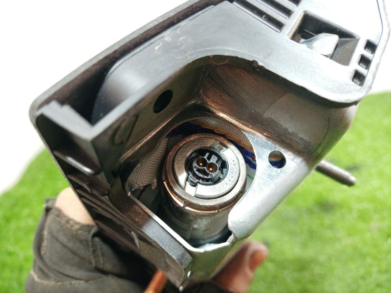 Recambio de airbag rodilla para volkswagen touareg (7p6) v6 tdi bluemotion premium referencia OEM IAM 7P1880841 610812100A 61679