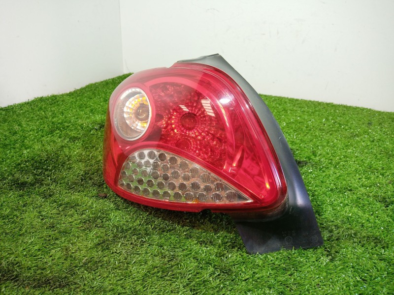 Recambio de piloto trasero izquierdo para peugeot 206 berlina 1.1 referencia OEM IAM 9685618280 9685618280 9685618280