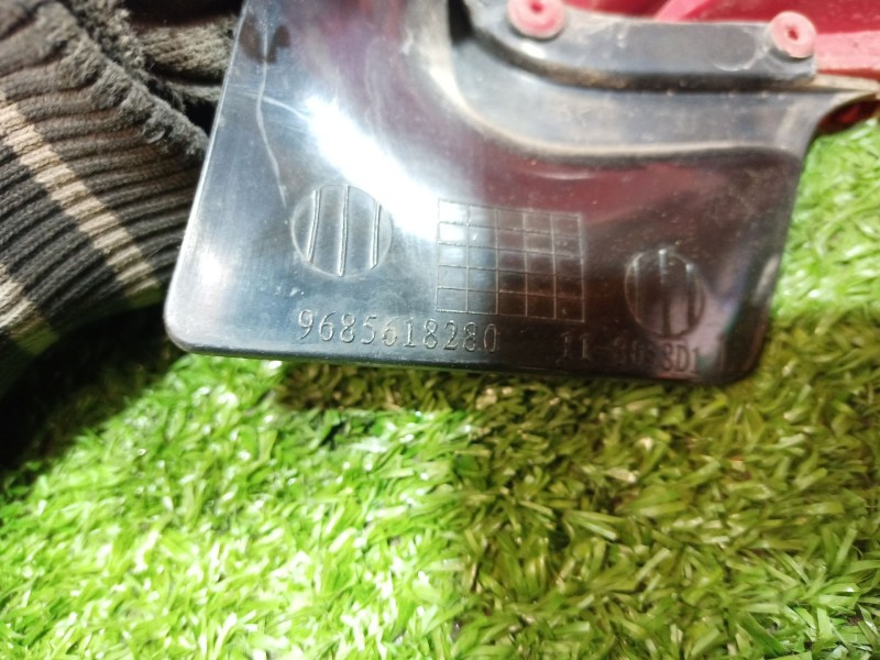 Recambio de piloto trasero izquierdo para peugeot 206 berlina 1.1 referencia OEM IAM 9685618280 9685618280 9685618280