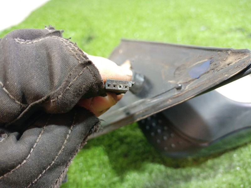 Recambio de retrovisor izquierdo para bmw serie 3 compacto (e36) 316i referencia OEM IAM 81444710 81444710 81444710