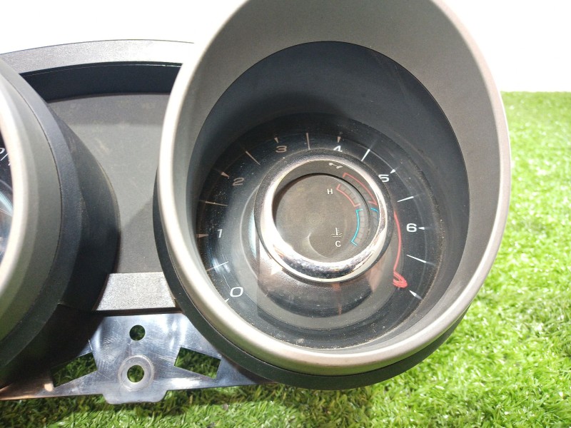 Recambio de cuadro instrumentos para mahindra xuv 500 xuv 500 fwd w6 referencia OEM IAM 1301AAA06161F A2C1314630001 1301AAA06161