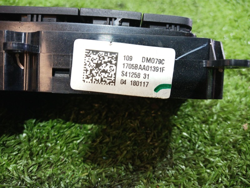 Recambio de mando multifuncion para mahindra xuv 500 xuv 500 fwd w6 referencia OEM IAM 1705BAA01391F 1705BAA01391F 1705BAA01391