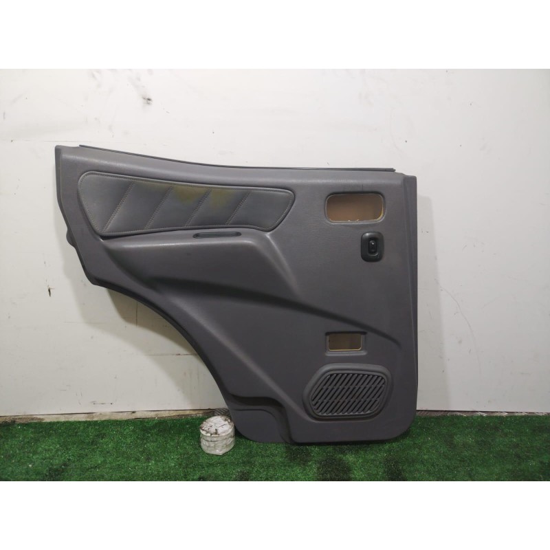 Recambio de guarnecido puerta trasera izquierda para nissan terrano/terrano.ii (r20) sport referencia OEM IAM   