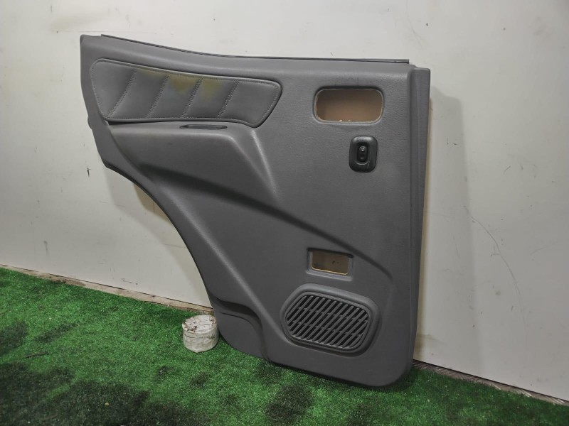 Recambio de guarnecido puerta trasera izquierda para nissan terrano/terrano.ii (r20) sport referencia OEM IAM   