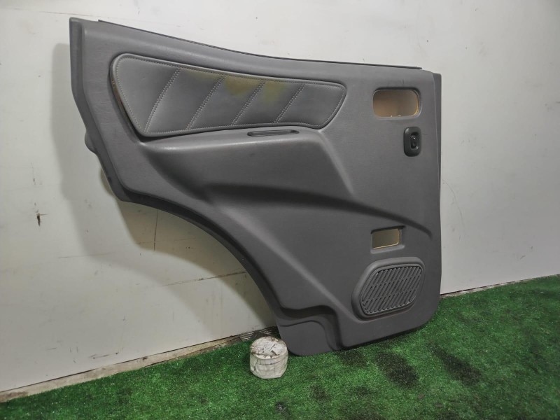 Recambio de guarnecido puerta trasera izquierda para nissan terrano/terrano.ii (r20) sport referencia OEM IAM   