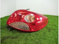 Recambio de piloto trasero derecho para peugeot 206 berlina 1.1 referencia OEM IAM    2