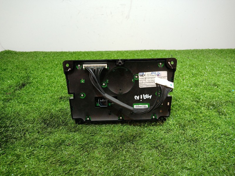 Recambio de mando multifuncion para mahindra xuv 500 xuv 500 fwd w6 referencia OEM IAM 1501BAA01901F 1501BAA01901F 1501BAA01901