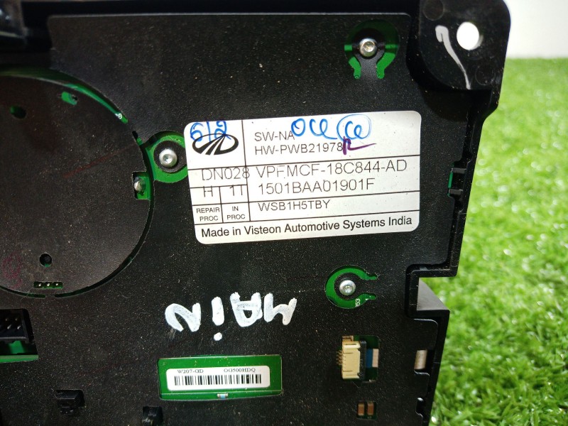 Recambio de mando multifuncion para mahindra xuv 500 xuv 500 fwd w6 referencia OEM IAM 1501BAA01901F 1501BAA01901F 1501BAA01901