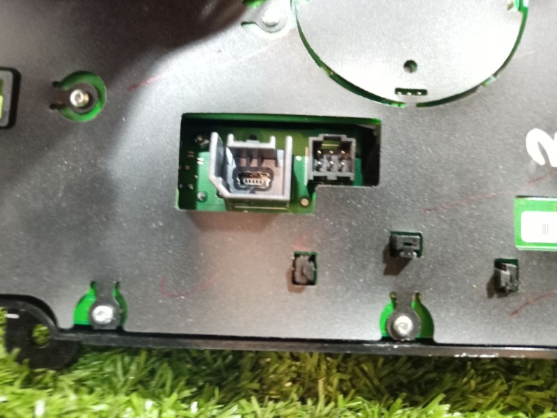 Recambio de mando multifuncion para mahindra xuv 500 xuv 500 fwd w6 referencia OEM IAM 1501BAA01901F 1501BAA01901F 1501BAA01901