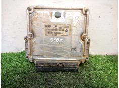 Recambio de centralita motor uce para chrysler voyager (rg) 2.5 crd grand voyager limited referencia OEM IAM P04727667AD 0281011