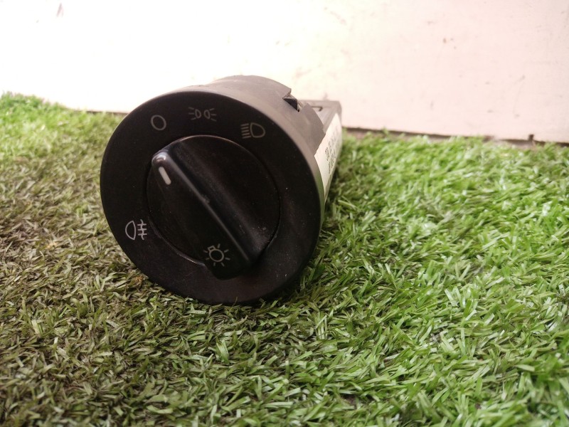 Recambio de mando luces para volkswagen new beetle (9c1/1c1) 2.0 referencia OEM IAM   