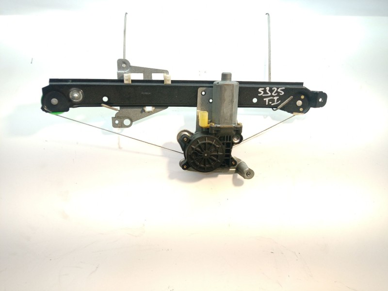 Recambio de elevalunas trasero izquierdo para volvo s60 berlina referencia OEM IAM 119971XXX 119971XXX 119971XXX