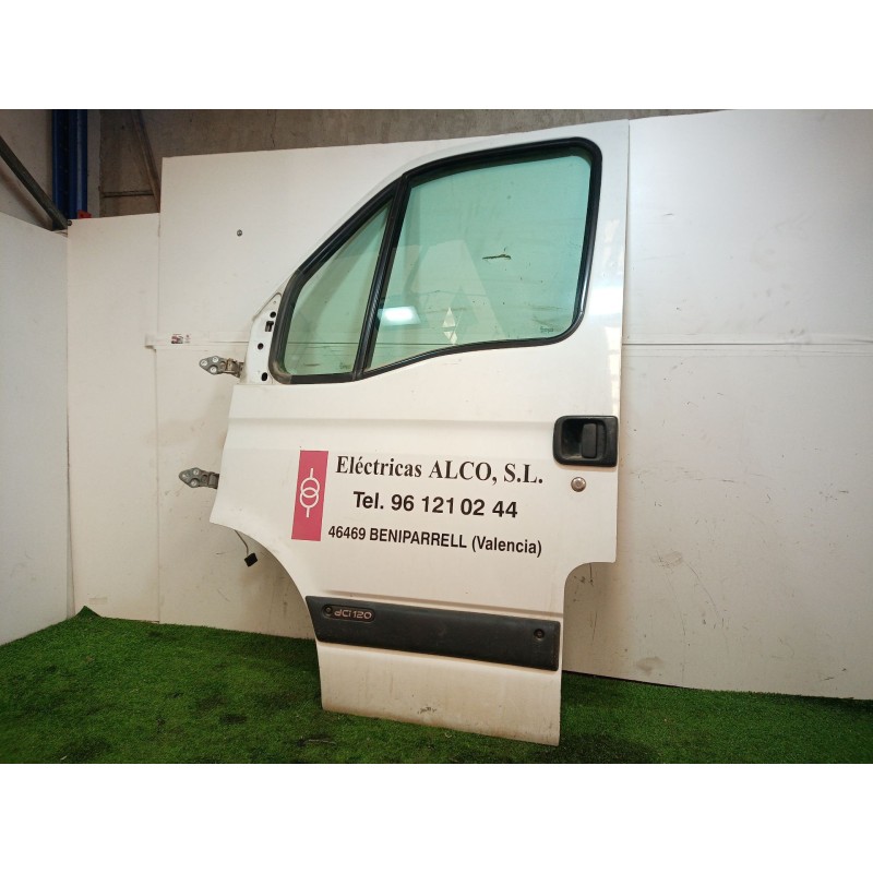 Recambio de puerta delantera izquierda para renault master ii phase 2 caja cerrada 2.5 diesel referencia OEM IAM   