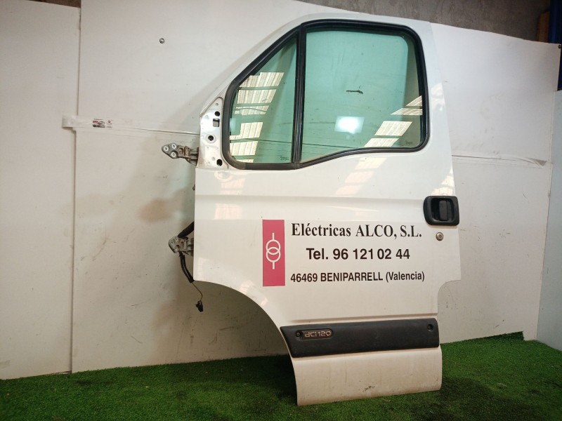 Recambio de puerta delantera izquierda para renault master ii phase 2 caja cerrada 2.5 diesel referencia OEM IAM   