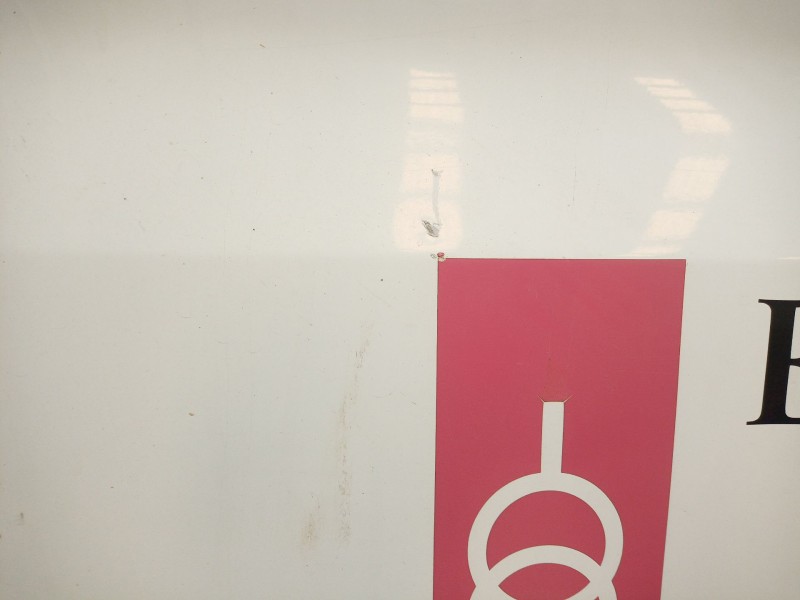 Recambio de puerta delantera izquierda para renault master ii phase 2 caja cerrada 2.5 diesel referencia OEM IAM   