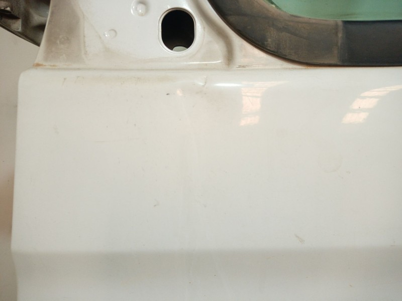 Recambio de puerta delantera izquierda para renault master ii phase 2 caja cerrada 2.5 diesel referencia OEM IAM   