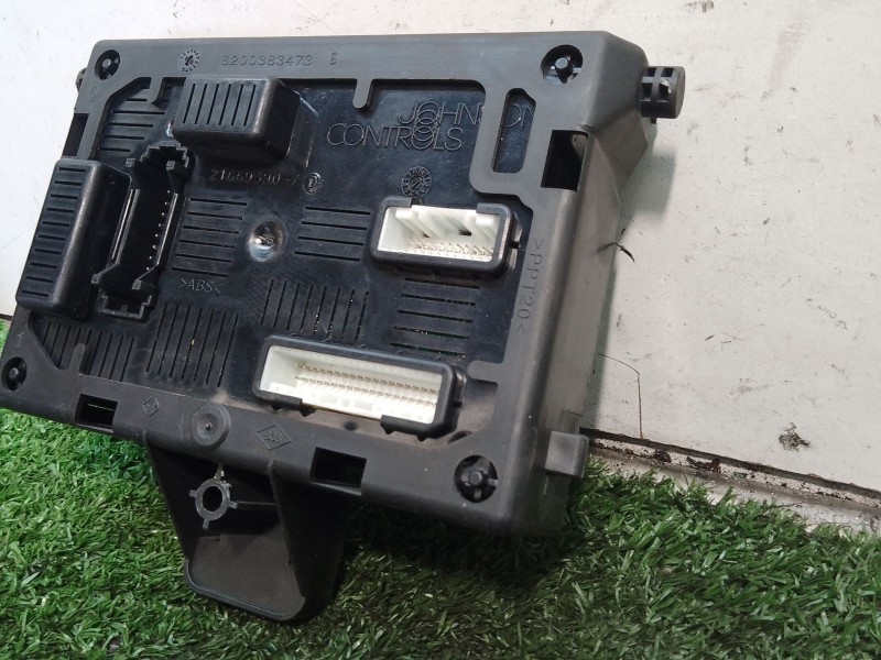 Recambio de modulo electronico para renault clio iii 1.2 16v referencia OEM IAM 8200652284B BCML2R 281187747C