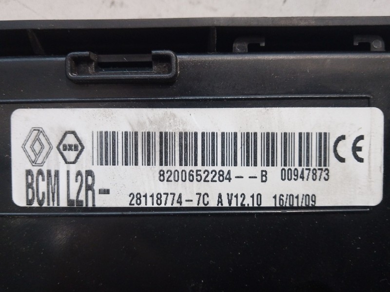 Recambio de modulo electronico para renault clio iii 1.2 16v referencia OEM IAM 8200652284B BCML2R 281187747C