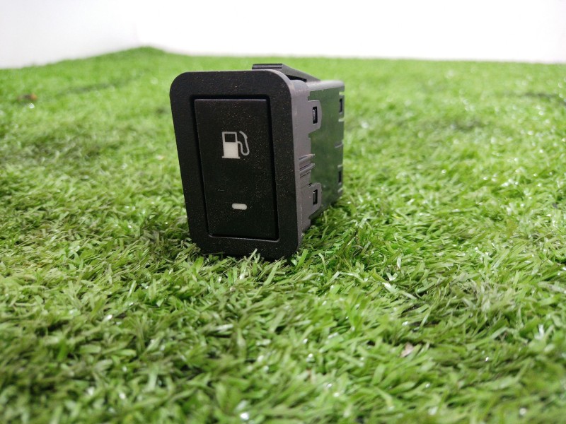 Recambio de interruptor para mahindra xuv 500 xuv 500 fwd w6 referencia OEM IAM   