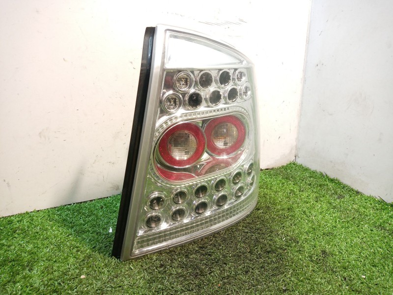 Recambio de piloto trasero derecho para opel astra g berlina 1.6 16v referencia OEM IAM 2020040017202 2020040017202 202004001720