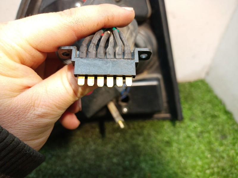 Recambio de piloto trasero derecho para opel astra g berlina 1.6 16v referencia OEM IAM 2020040017202 2020040017202 202004001720