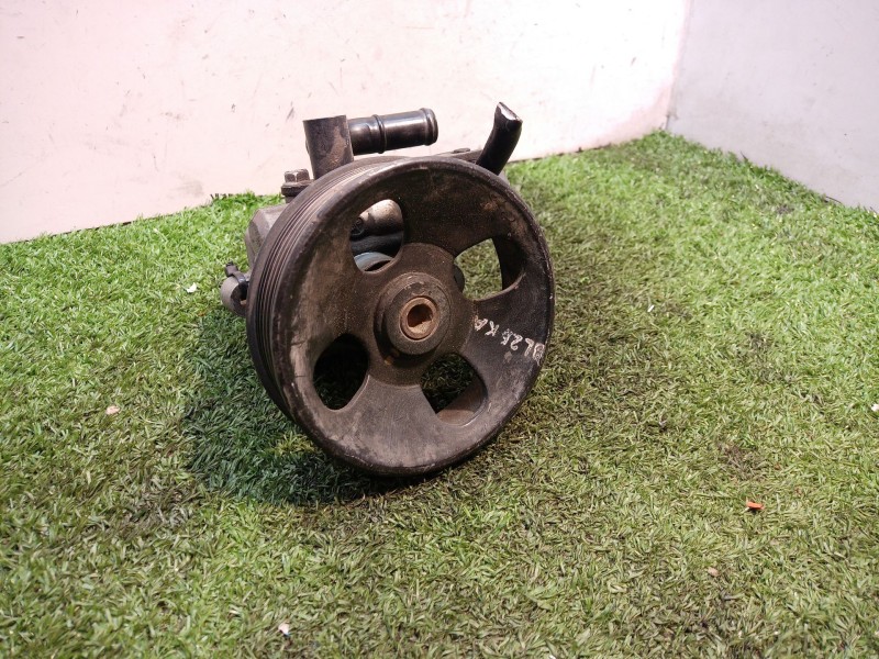 Recambio de bomba direccion para kia sorento 2.5 crdi concept referencia OEM IAM 6Y13C115 6Y13C115 6Y13C115