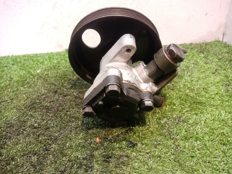 Recambio de bomba direccion para hyundai sonata (y4) 2.0 cat referencia OEM IAM YST8 YST8 YST8