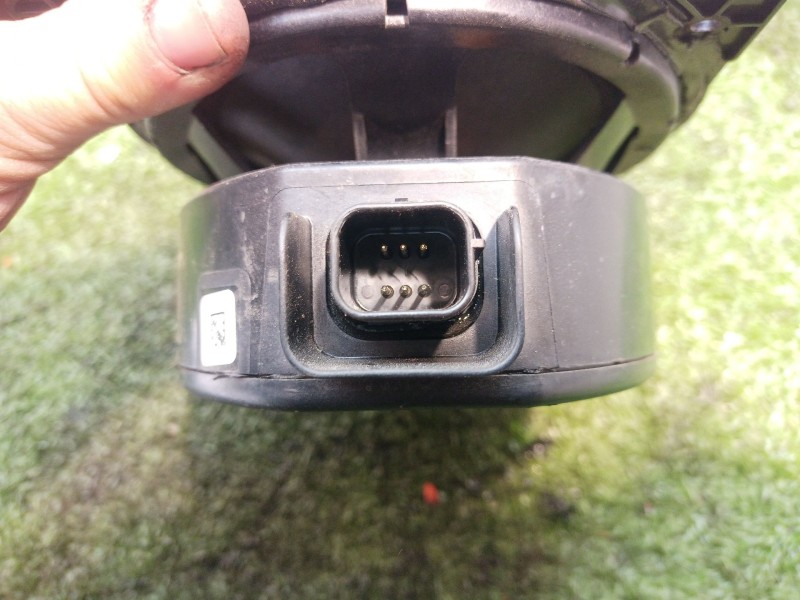 Recambio de altavoz para chrysler voyager (gs) 2.5 td family referencia OEM IAM P04685855AF P04685855AF P04685855